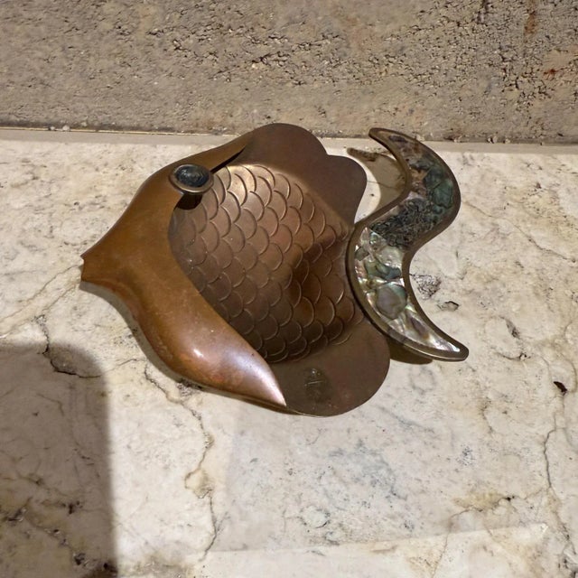 Metal Decorative Fish Dish Ashtray, Brass & Abalone, 1990s After Los Castillo For Sale - Image 7 of 9