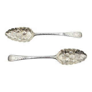 1802-1804 George III Period Pair of Sterling Silver Serving Spoons For Sale