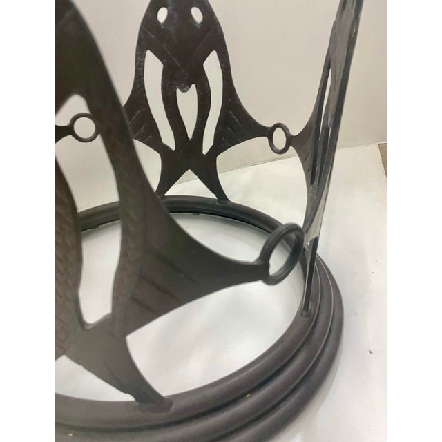 Metal 1980s Metal Stingray Base Patio Table With Fiberglass Top . For Sale - Image 7 of 12