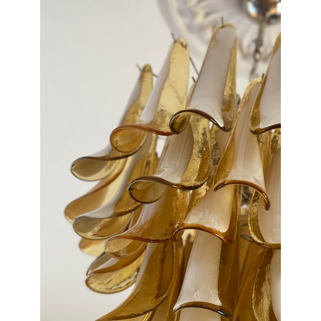 White Murano Chandelier in the style of Mazzega For Sale - Image 8 of 10