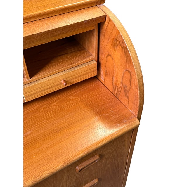 1960s MCM Danish Teak Roll Top Desk With Original Keys For Sale In Portland, OR - Image 6 of 8