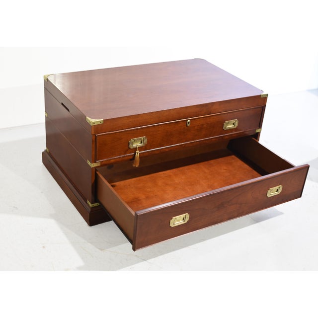 Vintage Campaign Style Lift Top Coffee Table or Storage Box For Sale In Chicago - Image 6 of 12