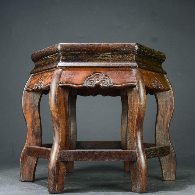 Dimensions: Height 29 cm (11.4") x Length 29 cm (11.4") x Width 29 cm (11.4") Material: Solid Hardwood (Huali Rosewood),...