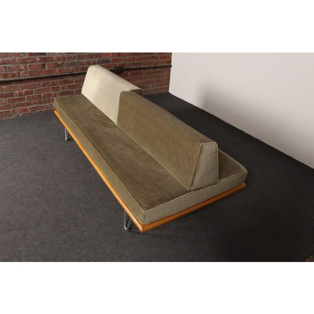 Vintage Sage Mohair Daybed With Hairpin Legs by George Nelson for Herman Miller For Sale In New York - Image 6 of 18