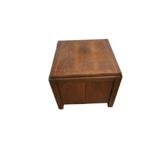 Coffee Lane Walnut Modern Coffee Table + End Tables Set, 1981 – Mid Century Revival Collection For Sale - Image 8 of 10