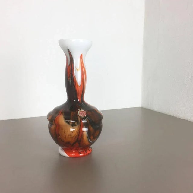 Pop art vase Producer: Opaline Florence Design: Carlo Moretti Decade: 1970s Original vintage 1970s pop art hand blown vase...