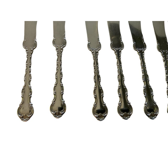 Gorham 1970s Strasbourg by Gorham Sterling Silver Flatware Set Service 94 Pieces For Sale - Image 4 of 7
