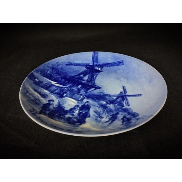 French Vintage Wall-Mounted Porcelain Decorative Plate – "Christmas Eve" For Sale - Image 3 of 8