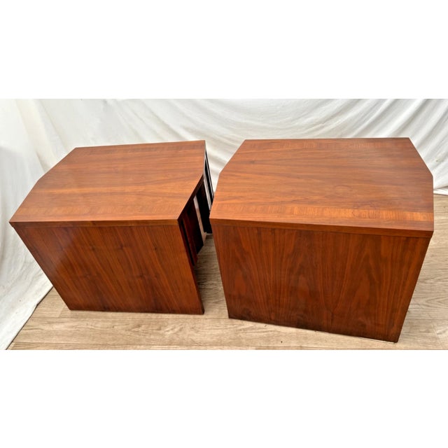Wood Mid Century Lane Nightstands Staccato Block Brutalist Front Walnut Side Tables, A Pair For Sale - Image 7 of 15