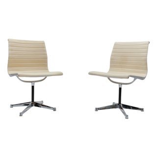 Vintage EA 105 Aluminum Chairs by Charles & Ray Eames for Vitra, 1970s, Set of 2 For Sale