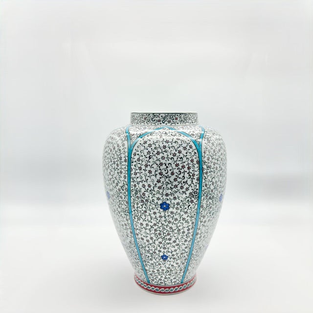 Handmade Ceramic “Shah” Vase (30cm) – Golden Horn Spirals & Dome Lid – Royal Iznik Decor For Sale - Image 6 of 7