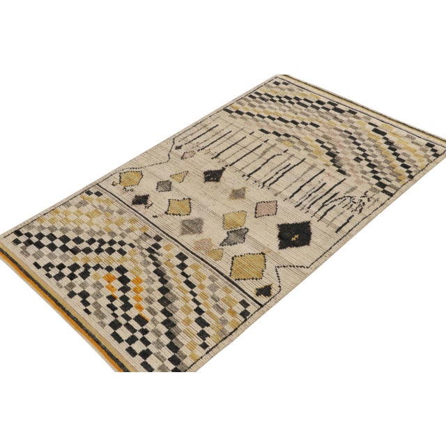 Looking for a custom size? For more information on customization capabilities, please reach out to custom@chairish.com....