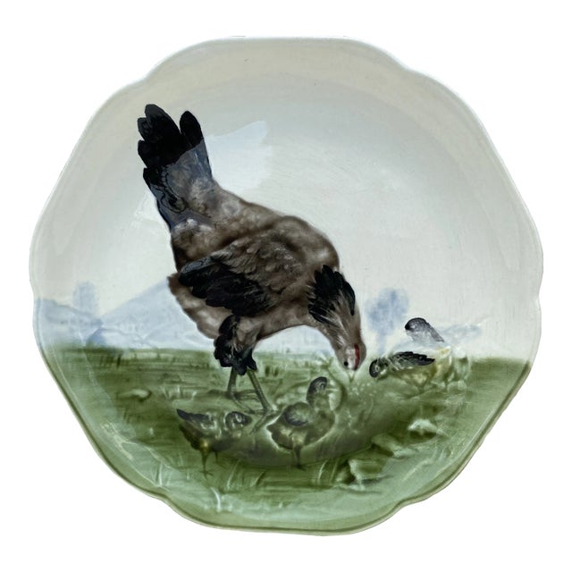 19th Century Majolica Hen and Chicks Plate Choisy Le Roi For Sale - Image 4 of 6
