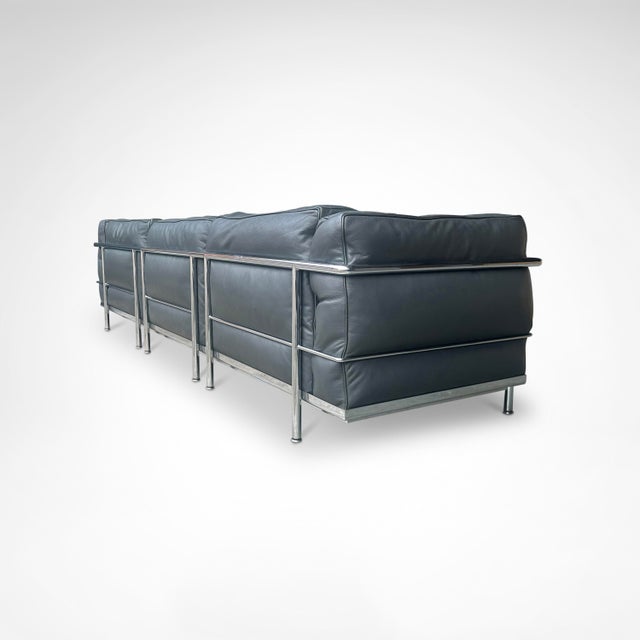 Metal LC3 Down Cushions Y Leather 3-Seater Sofa by Le Corbusier for Cassina, 1990s For Sale - Image 7 of 9