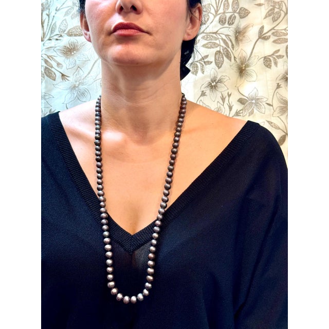 Fresh Black Water Round Pearl Single Strand Necklace, Opera Length, Silver Clasp For Sale - Image 12 of 18