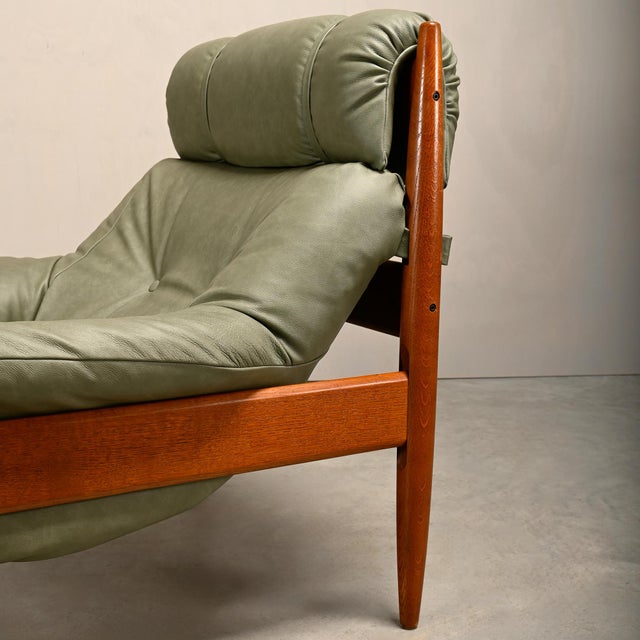 Set of Oak and Leather Lounge Chair in the style of Sergio Rodrigues and Jean Gillon, 1960s For Sale - Image 14 of 18