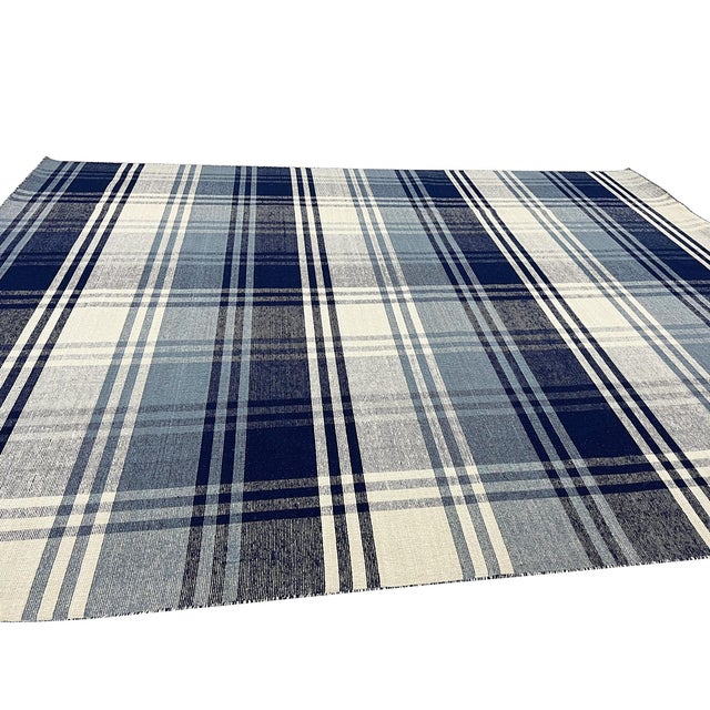 Blue 10x14 Sophisticated Elegant Blue Large Scale Plaid Geometric Flatweave Wool Rug For Sale - Image 8 of 9