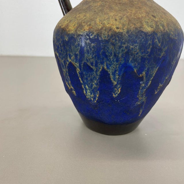 1970s Fat Lava Glazed Vase attributed to Es Keramik, WGP, Germany, 1970s For Sale - Image 5 of 18