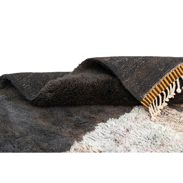 Contemporary Abstract Hand-Knotted Wool Rug | 9'11" X 6'9" | One of a Kind For Sale - Image 6 of 8