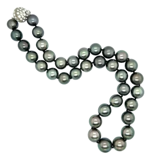 Late 20th Century Tahitian Pearl Necklace