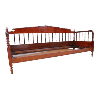 Jenny Lind Daybed, Spool-Turned 19th Century For Sale