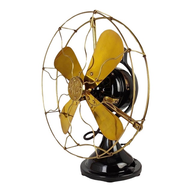 Restored Circa 1914 General Electric Continuous Oscillator Round Back Desk Fan For Sale