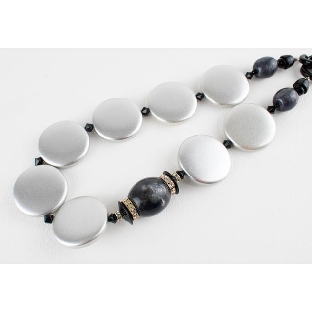 Gray Angela Caputi Pearlized Silver Resin Necklace For Sale - Image 8 of 9