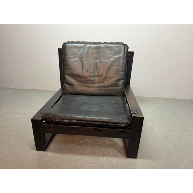 Mid-Century Modern Mid-Century Brutalist Black Leather Lounge Chairs with Black Wooden Frames by Sonja Wasseur, Netherlands, 1970s, Set of 2 For Sale - Image 3 of 14