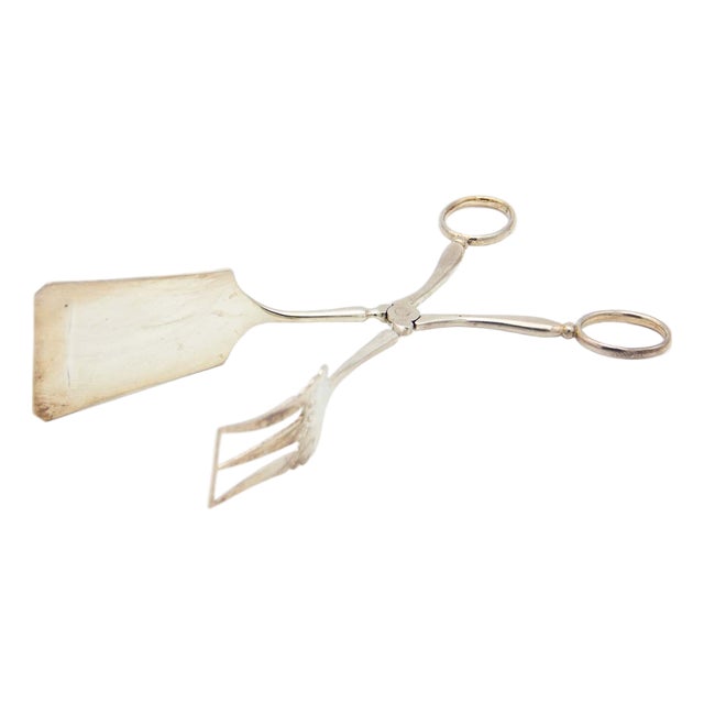 Plain Silver Salad or Bread Tongs For Sale