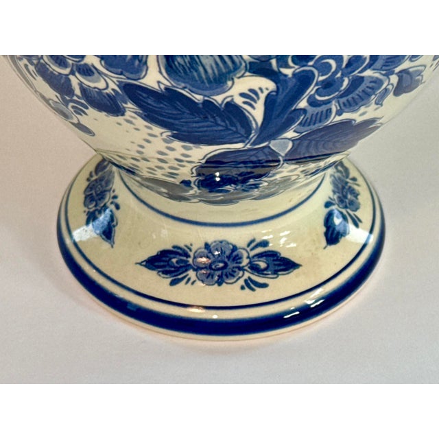 Traditional Mid Century Delft Blue and White Vase For Sale - Image 3 of 9