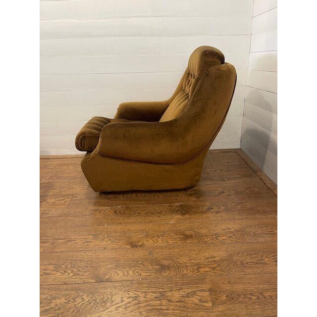 Vintage Polystyrene Golden Brown Seating by Tatra Nabytok, 1960, Set of 3 For Sale - Image 14 of 18