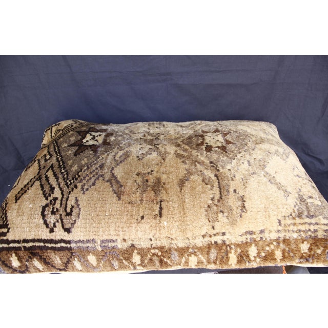 Muted Tone Oushak Rug Pillow – Vintage Turkish Lumbar Cushion -23'' X 32'' For Sale - Image 12 of 12