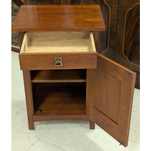 Arts & Crafts Stickley Mission Cherry Wood Cabinet Hinged For Sale - Image 3 of 13