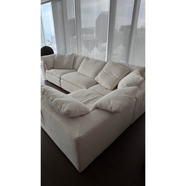 2020s Rh Cloud 4-Piece L-Shape Sectional Sofa in Perennials Performance Linen | Restoration Hardware | MSRP $12,500 For Sale - Image 5 of 5
