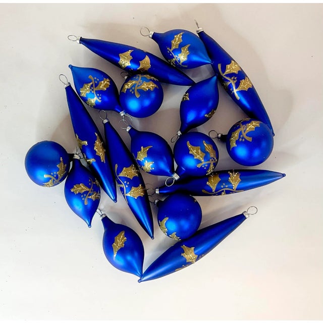 These are lovely in their bright Royal Blue with gold holly berries and leaves accents. They are petite to small in size...