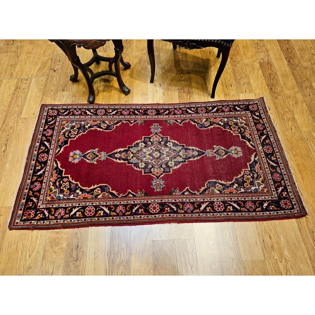 Vintage Persian Kashan Rug, Hand-Knotted Wool, Medallion Floral Pattern, Red & Navy, 3x5 For Sale - Image 9 of 9