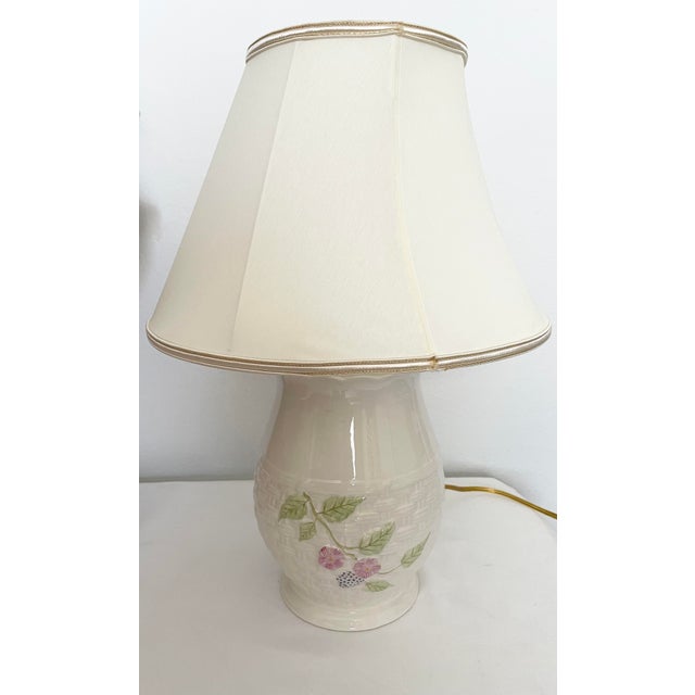 Ceramic 1990s Belleek "Summer Brior" Basketweave Table Lamp For Sale - Image 7 of 7