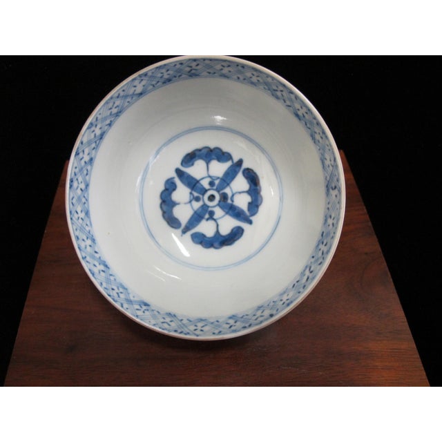 Japanese Imari Porcelain Covered Rice or Soup Bowl With Lid Set of 6 For Sale - Image 13 of 18
