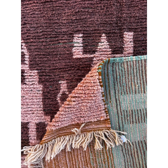 Moroccan Berber Rug, 1990 For Sale - Image 9 of 10