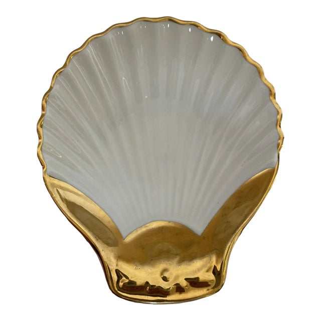 Royal Worcester Gold China Lustre Ware Scallop Dish From the 1970s For Sale