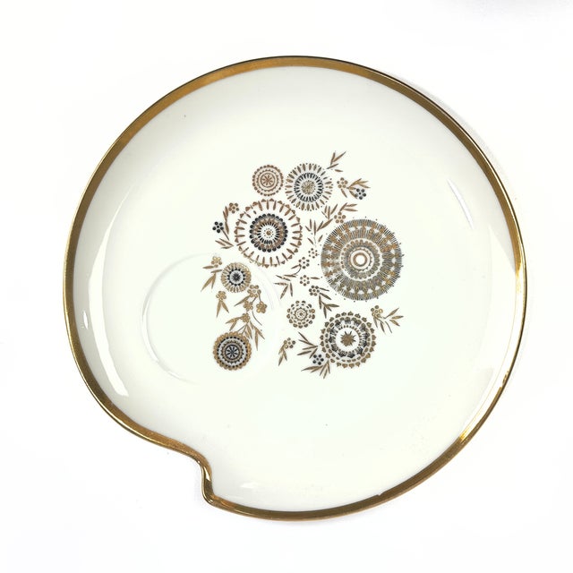 Elevate your space with this curated, one-of-a-kind vintage wall plate collection. This beautiful 7-piece mismatched...