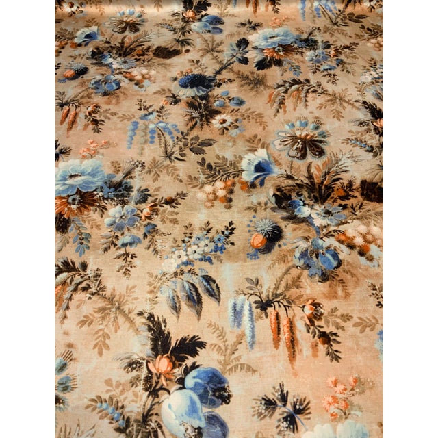 2020s Caracole Organic Modern Floral Sateen Designer Fabric - 3 Yards For Sale - Image 5 of 5