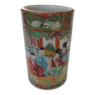 19th Century Chinese Export Rose Medallion Brush Pot For Sale