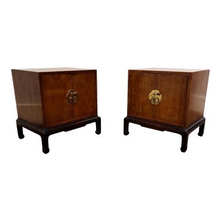 Mid Century Modern Asian Style Henredon Nightstands a Pair For Sale