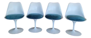 Vintage Chairs by Eero Saarinen for Knoll International, 1970s, Set of 4