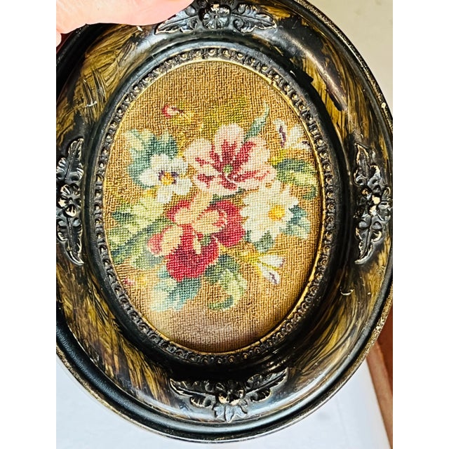 English Antique Framed Oval Shaped Gloral Needlepoint For Sale - Image 3 of 8