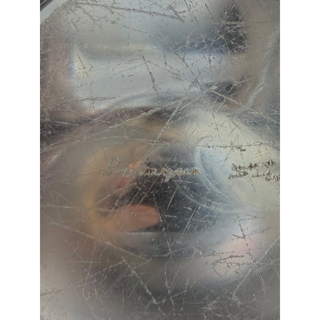 Lalique Frosted Dove Crystal Sculptural Vase For Sale In Los Angeles - Image 6 of 12