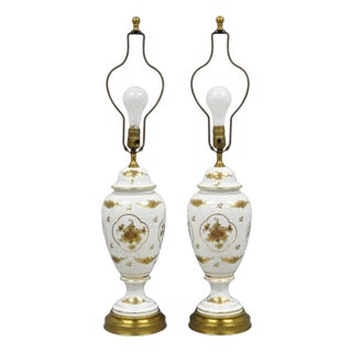 Vintage French Louis XV White Porcelain Ginger Jar Gold Flower Table Lamps Pair For Sale