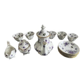 1930s Hammersley “Victorian Violets” English Bone China Tea Set W Gold Trim, 15 PCS For Sale