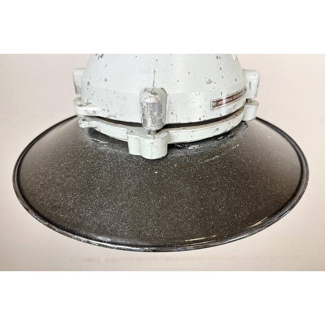Grey Cast Aluminium Explosion Proof Lamp with Enameled Shade from Elektrosvit, 1970s For Sale - Image 4 of 18